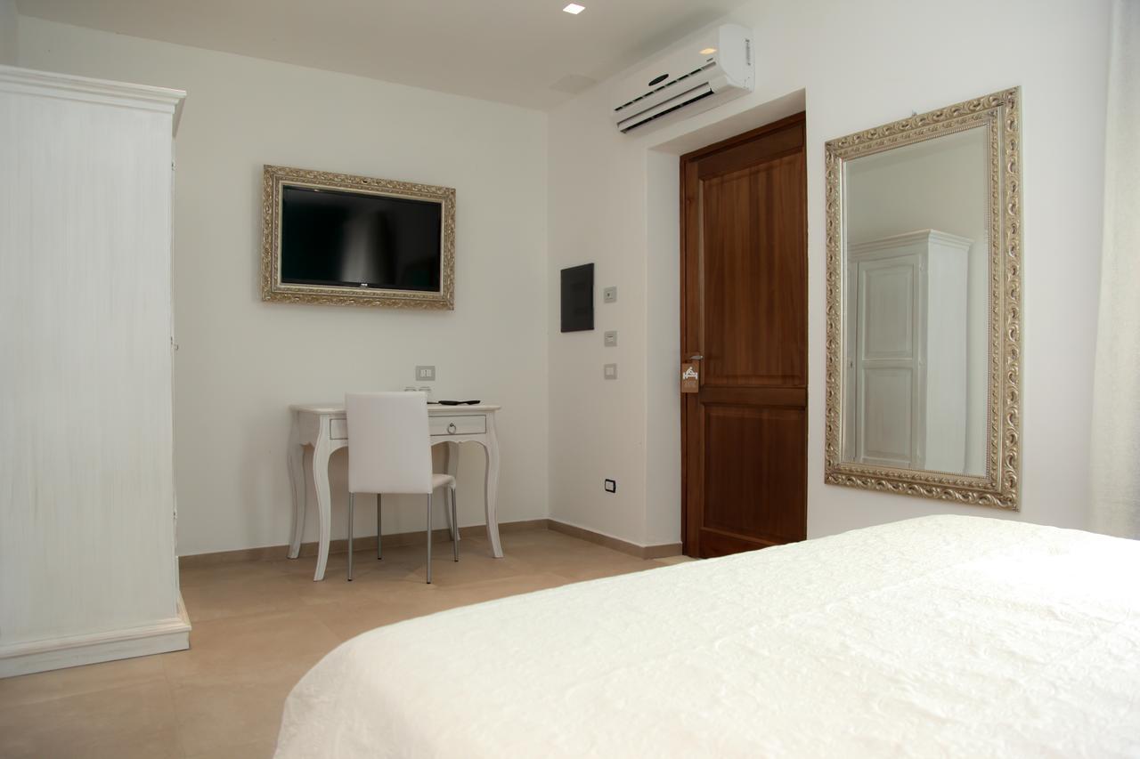 Hypnos Boutique Hotel San Teodoro  Exterior foto